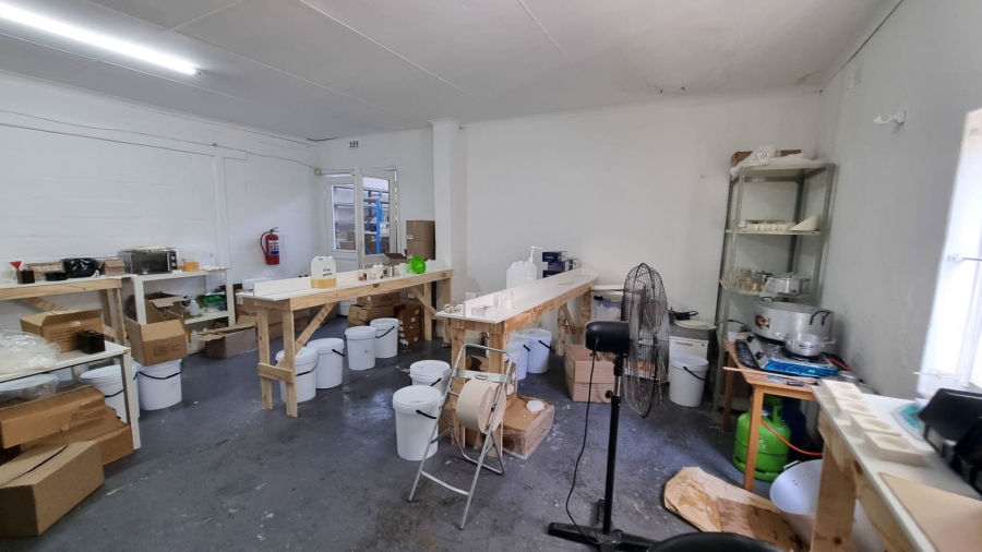 To Let Commercial Property for Rent in Woodstock Western Cape